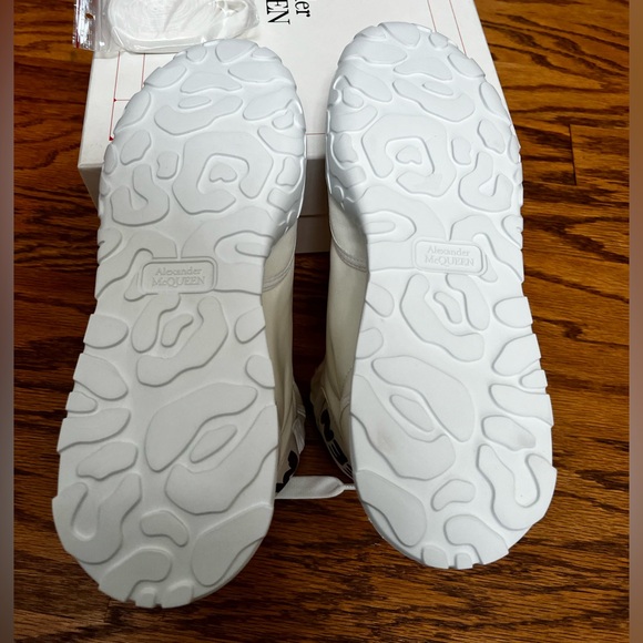 Alexander McQueen Mid-top sneakers in size 41 - Picture 9 of 9